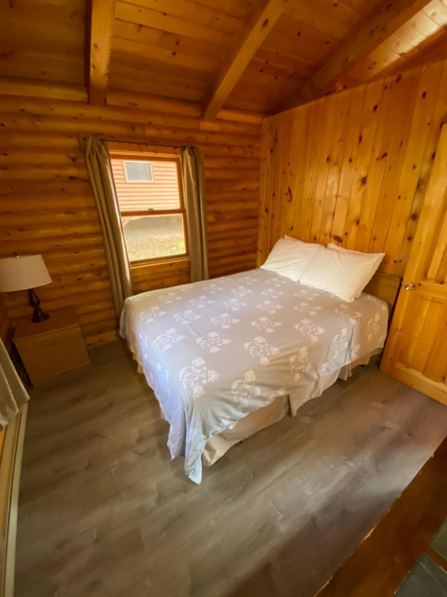 Adventures East Cottages And Campground Baddeck Inlet Exterior foto